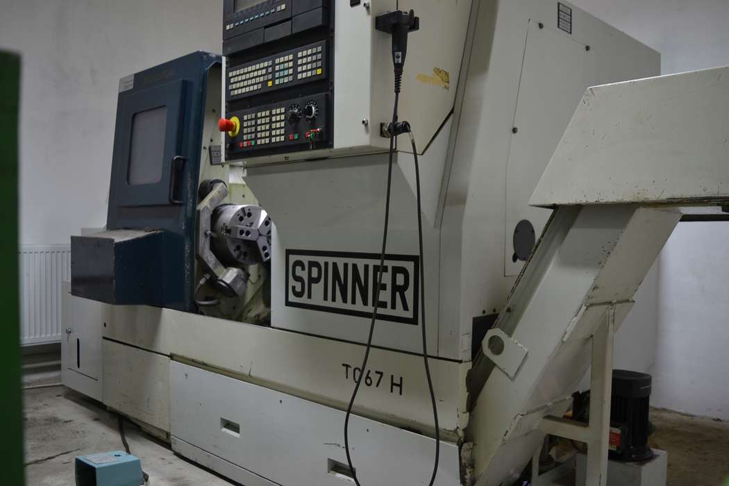 Tokarka CNC Spinner TC 67 H
